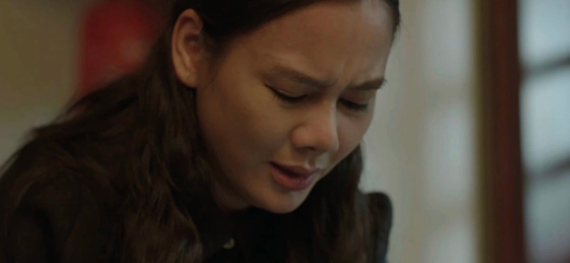 V&igrave; sao vai diễn của Huyền S&acirc;m trong phim Lằn ranh g&acirc;y b&atilde;o v&agrave; g&acirc;y tranh c&atilde;i? - Ảnh 2.