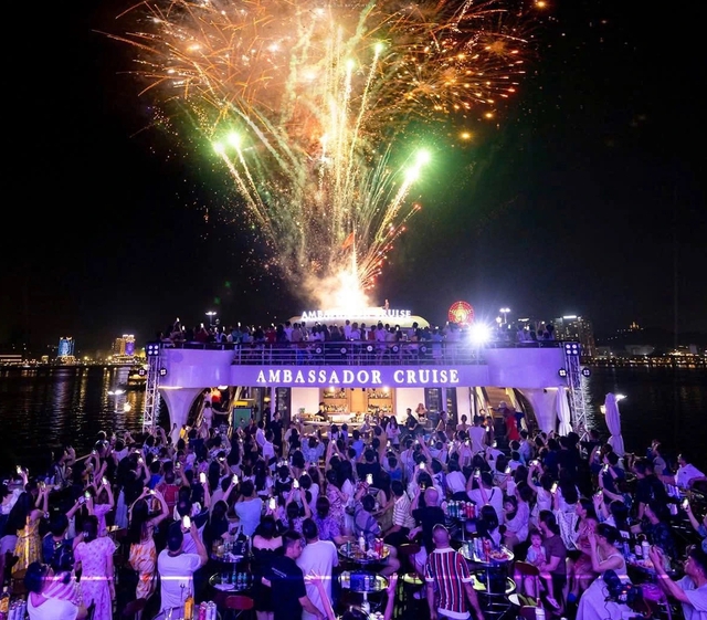 Countdown ch&agrave;o năm mới 2026 tại Hạ Long quy m&ocirc; gần 50.000 người - Ảnh 2.