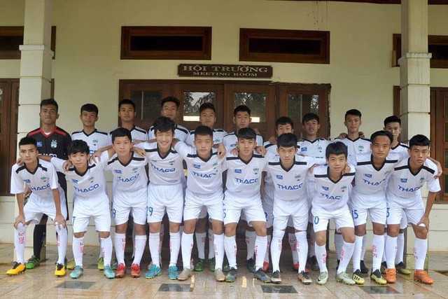 ... và trước đó khi được sang Hà Lan tập huấn năm 2019