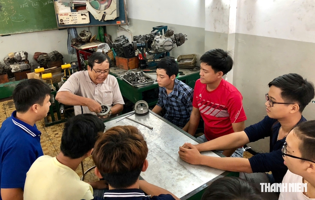 Dự kiến học nghề tại doanh nghiệp, được hỗ trợ tiền ăn, sinh hoạt phí - Ảnh 1.