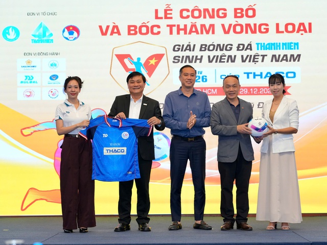 Tổng thư ký VFF: Truyền 'lửa' SEA Games 33 vào giải TNSV THACO cup 2026- Ảnh 1. Tổng thư ký VFF: Truyền 'lửa' SEA Games 33 vào giải TNSV THACO cup 2026- Ảnh 1.