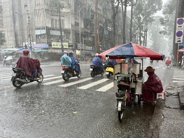 S&agrave;i G&ograve;n sấm to, mưa lớn- Ảnh 4.