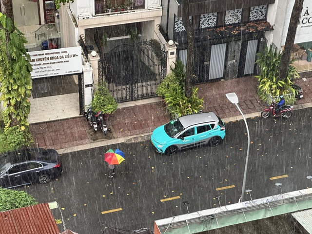 S&agrave;i G&ograve;n sấm to, mưa lớn- Ảnh 3.