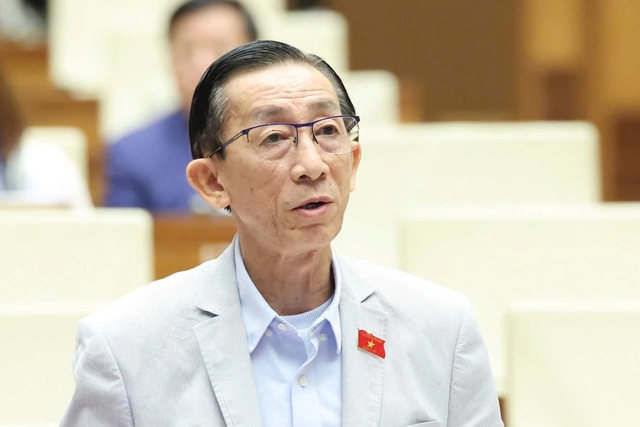 Đại biểu đề xuất g&oacute;i hỗ trợ c&aacute;c hộ kinh doanh 'mất trắng v&igrave; b&atilde;o lũ'- Ảnh 1.