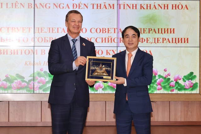 Ph&oacute; chủ tịch Hội đồng Li&ecirc;n bang Nga dự b&aacute;o nửa triệu kh&aacute;ch sẽ đến Kh&aacute;nh H&ograve;a- Ảnh 1.