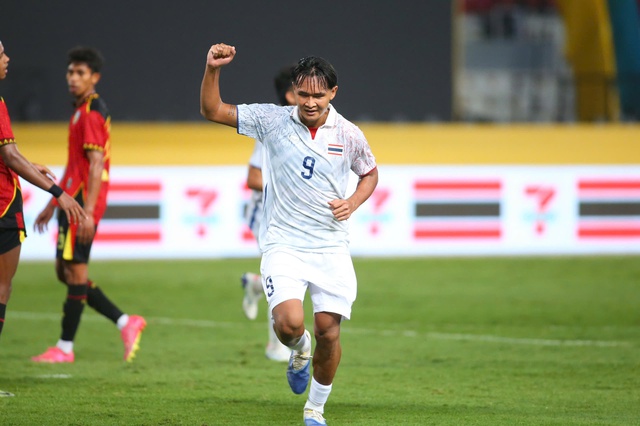 U.23 Thái Lan chơi 'cực cháy' ở hiệp 2, thắng đậm Đông Timor ngày ra quân: Đứng đầu bảng- Ảnh 5. U.23 Thái Lan chơi 'cực cháy' ở hiệp 2, thắng đậm Đông Timor ngày ra quân: Đứng đầu bảng- Ảnh 5.