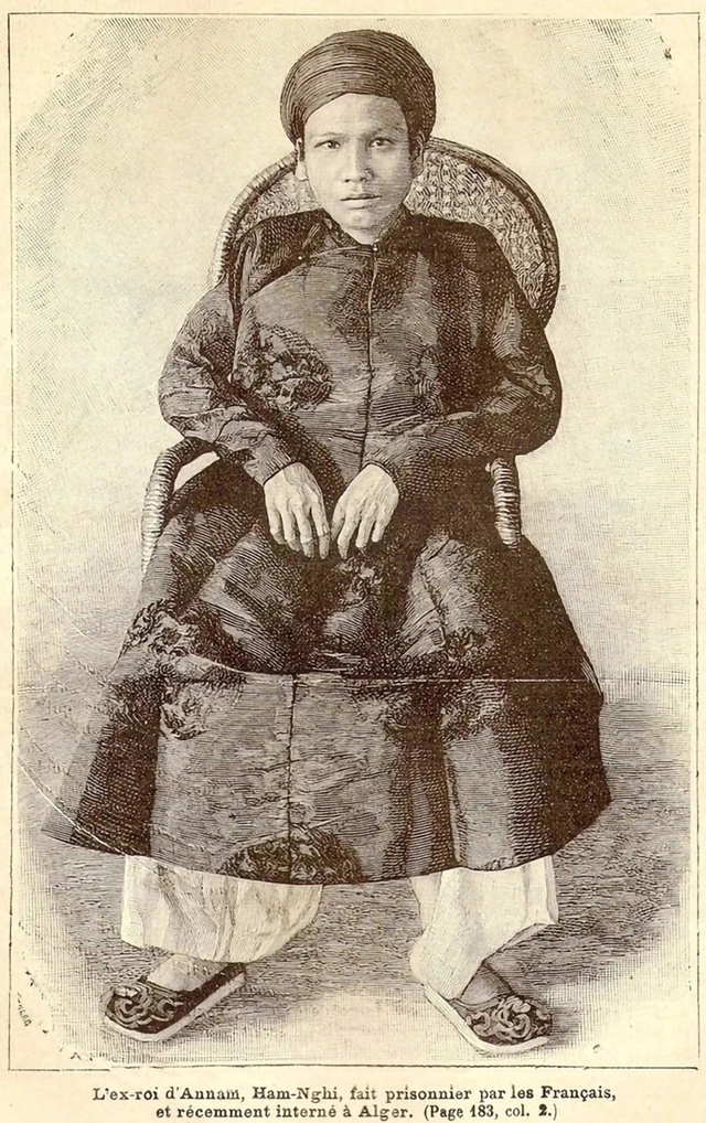 Kh&iacute; ph&aacute;ch vua H&agrave;m Nghi- Ảnh 1.