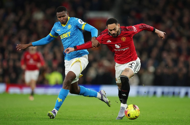 M.U h&ograve;a đội ch&oacute;t bảng v&igrave; HLV Amorim d&ugrave;ng 'b&agrave;i dị', Arsenal 'nghiền n&aacute;t' Aston Villa- Ảnh 2.