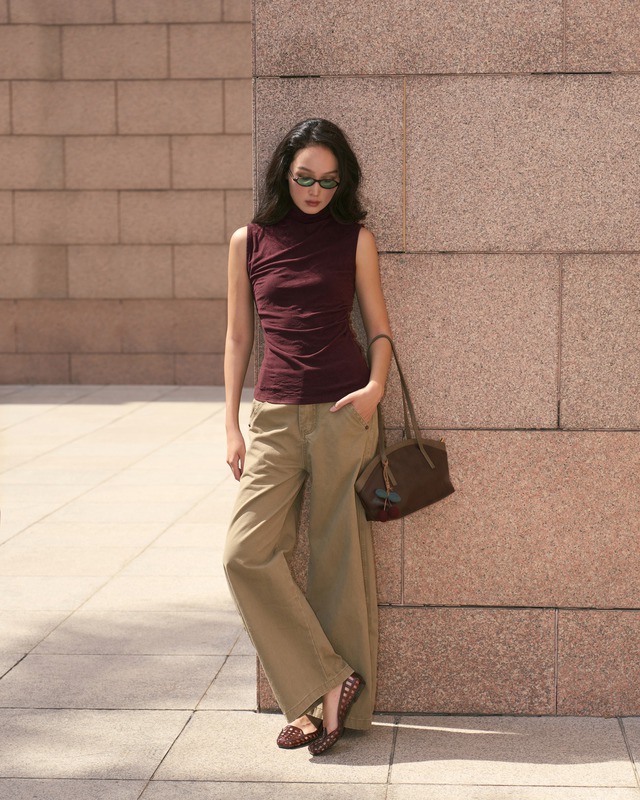 Áo polo, áo dệt kim, 'điểm sáng' cho phong cách đời thường sành điệu - Ảnh 10.