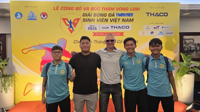 Trường ĐH B&aacute;ch khoa - ĐHQT TP.HCM c&oacute; trợ l&yacute; HLV T&acirc;y: Như hổ th&ecirc;m c&aacute;nh!- Ảnh 3.