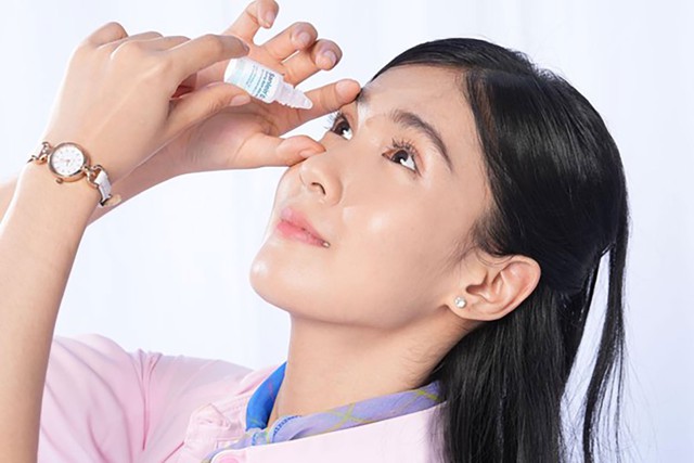 Kh&ocirc; mắt: Mối lo phổ biến trong thời đại số v&agrave; c&aacute;c giải ph&aacute;p chăm s&oacute;c mắt - Ảnh 2.