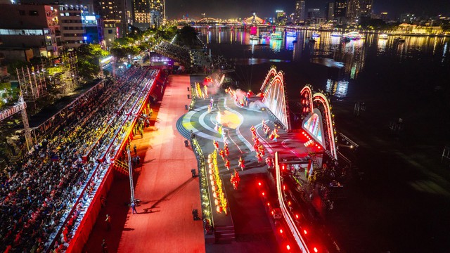 Đ&agrave; Nẵng xếp thứ 2/6 th&agrave;nh phố trực thuộc Trung ương về tăng trưởng GRDP- Ảnh 1.