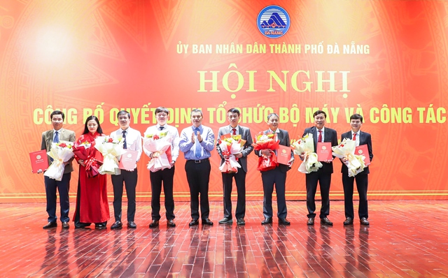 Đà Nẵng bổ nhiệm hàng loạt lãnh đạo Ban quản lý dự án xây dựng- Ảnh 3. Đà Nẵng bổ nhiệm hàng loạt lãnh đạo Ban quản lý dự án xây dựng- Ảnh 3.