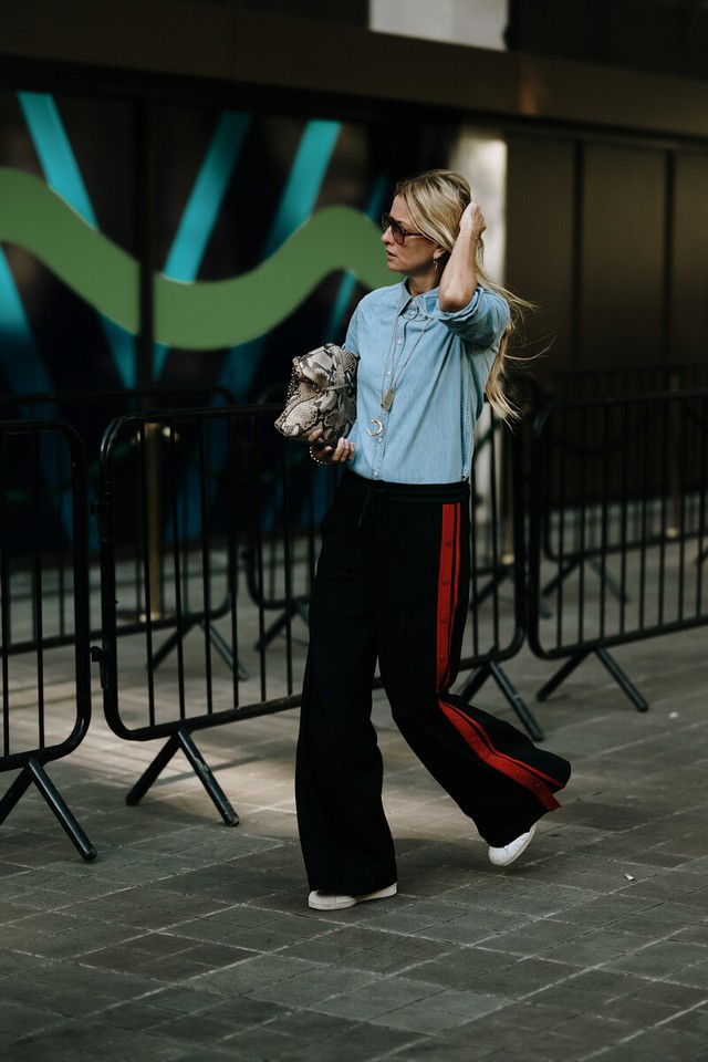 Những set đồ thu đông ghi điểm từ phom dáng đến phong cách- Ảnh 7.