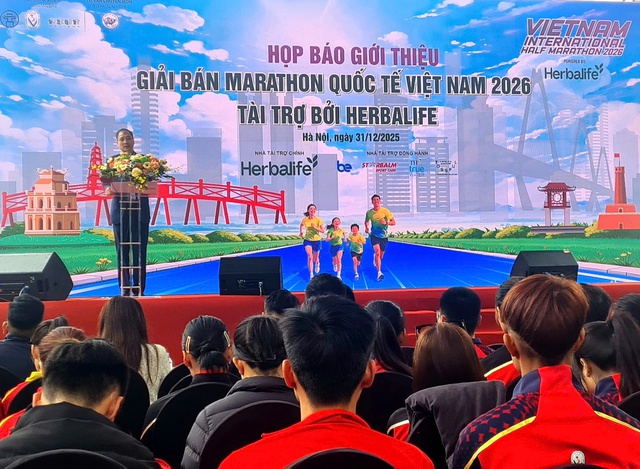 Được thưởng 50 triệu nếu phá kỷ lục tại giải bán marathon quốc tế Việt Nam 2026- Ảnh 1. Được thưởng 50 triệu nếu phá kỷ lục tại giải bán marathon quốc tế Việt Nam 2026- Ảnh 1.