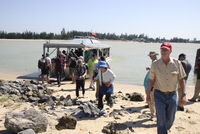 Quảng Trị c&oacute; th&ecirc;m 3 cảng biển được &aacute;p dụng thị thực điện tử - Ảnh 1.