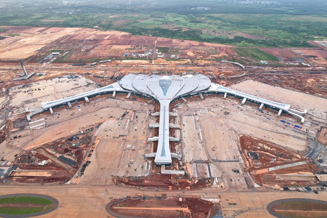 តើប្រជាជននៅទីក្រុងហូជីមិញទៅព្រលានយន្តហោះឡុងថាញ់ដោយរបៀបណា? - រូបថត ២.