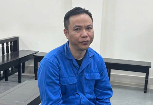 Lừa đảo 78 tỉ rồi cá độ bóng đá, cựu giám đốc lãnh án chung thân- Ảnh 1.