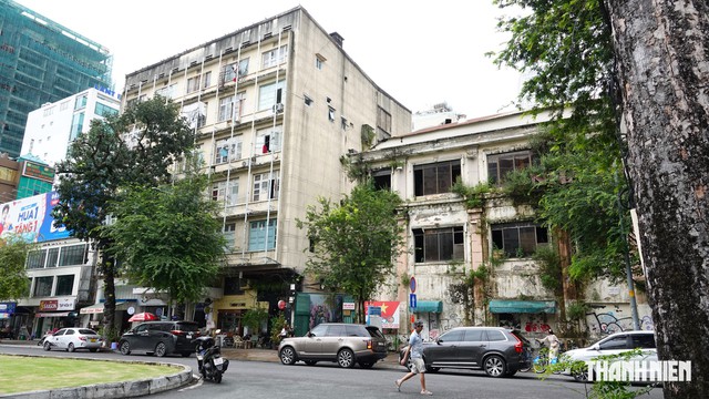 Sơn mới mặt tiền nhà đường Lê Lợi ở TP.HCM: Khang Điền có thể làm ngay- Ảnh 2. Sơn mới mặt tiền nhà đường Lê Lợi ở TP.HCM: Khang Điền có thể làm ngay- Ảnh 2.