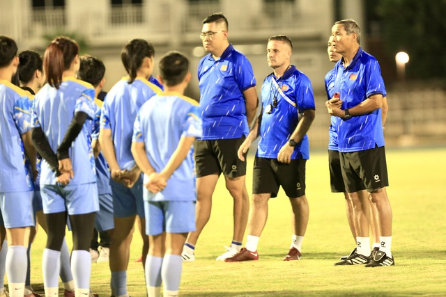 H&eacute; lộ nhiều bất ngờ trước trận ra qu&acirc;n của đội tuyển nữ Việt Nam- Ảnh 1.