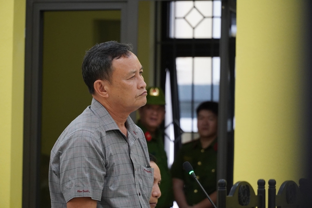 T&ograve;a trả hồ sơ vụ cựu Gi&aacute;m đốc C&ocirc;ng ty ph&aacute;t triển nh&agrave; C&agrave; Mau 'g&acirc;y thất tho&aacute;t'- Ảnh 2.