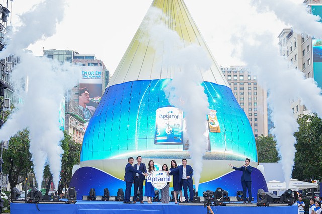 Sự kiện ‘Vũ trụ dưỡng chất One Aptamil’ do Danone lần đầu tổ chức tại Việt Nam - Ảnh 2.