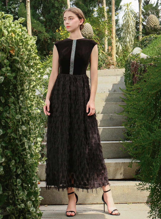 Đầm dự tiệc đơn sắc, sức hút ấn tượng ngay từ ánh nhìn đầu tiên - Ảnh 7.