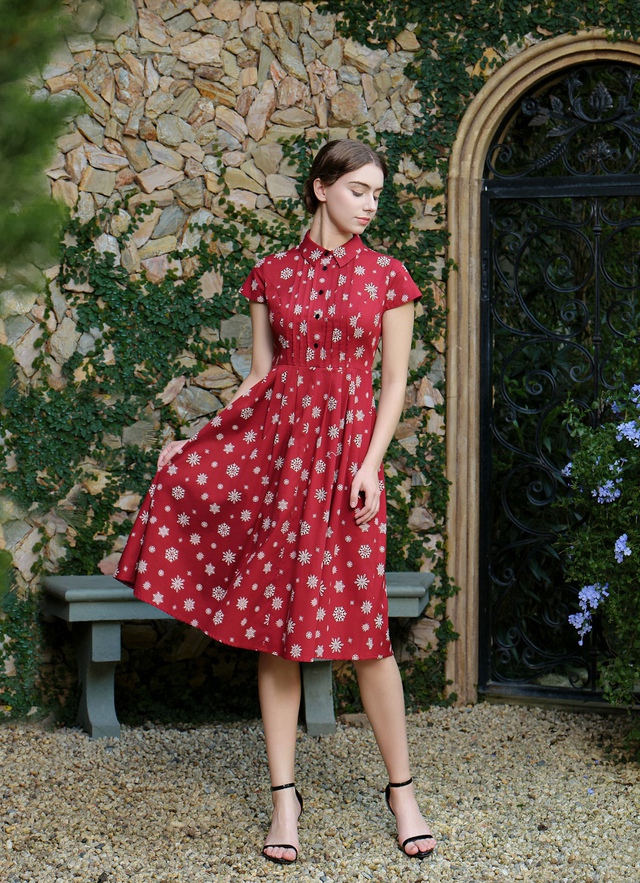 Đầm sơ mi luôn được quý cô hiện đại ưu tiên- Ảnh 2. Đầm sơ mi luôn được quý cô hiện đại ưu tiên- Ảnh 2.