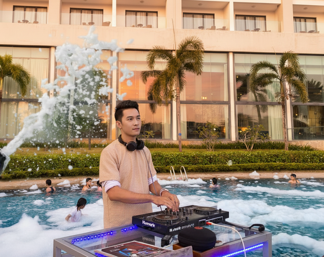 Từ đảo ngọc đến cao nguyên đá, câu chuyện mùa lễ hội cuối năm thú vị- Ảnh 7. Từ đảo ngọc đến cao nguyên đá, câu chuyện mùa lễ hội cuối năm thú vị- Ảnh 7.