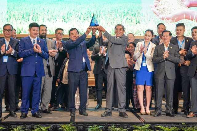 Gạo Việt từ ngon nhất đến 'xanh' nhất thế giới- Ảnh 1.