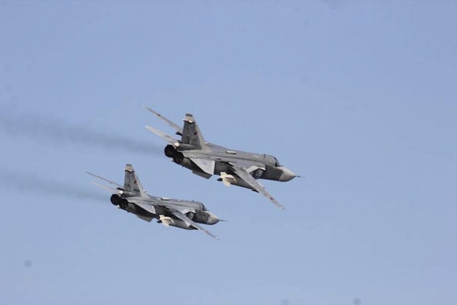 Ukraine tuyên bố phá hủy Su-24 Nga ở Crimea, đàm phán 'hiệu quả' với Mỹ- Ảnh 1.