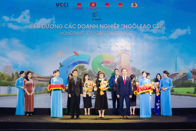 PNJ được vinh danh Ngôi sao CSI giai đoạn 2016 - 2025 trong phát triển bền vững - Ảnh 1.