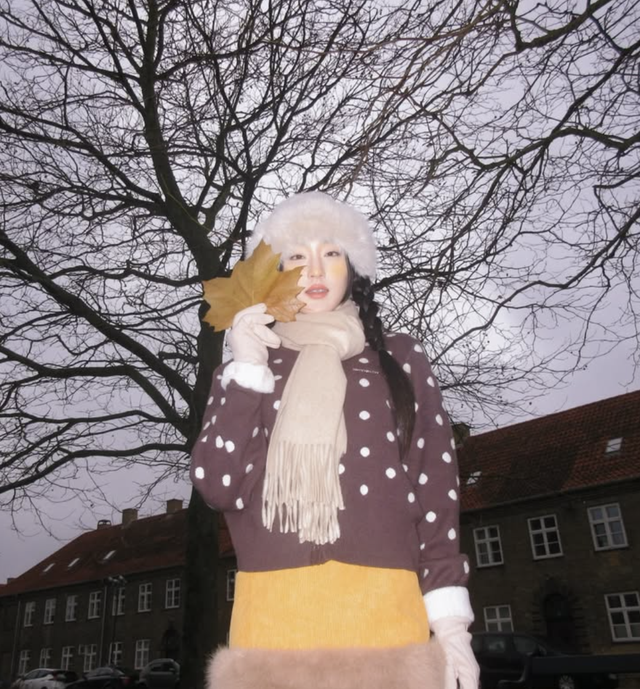 Họa tiết chấm bi trở lại mang theo vẻ đẹp dịu dàng - Ảnh 8.