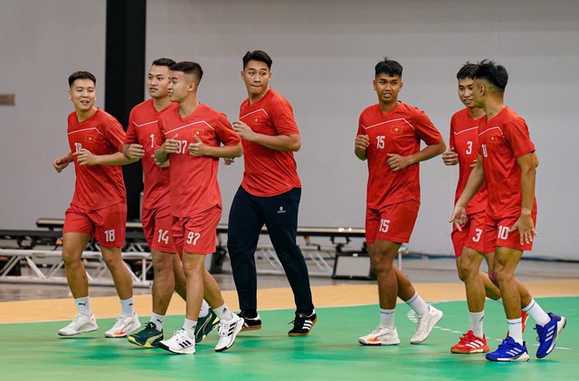 Bóng ném Việt Nam khí thế ngùn ngụt, sẵn sàng đánh bại Philippines: Chờ đại chiến Thái Lan- Ảnh 3. Bóng ném Việt Nam khí thế ngùn ngụt, sẵn sàng đánh bại Philippines: Chờ đại chiến Thái Lan- Ảnh 3.