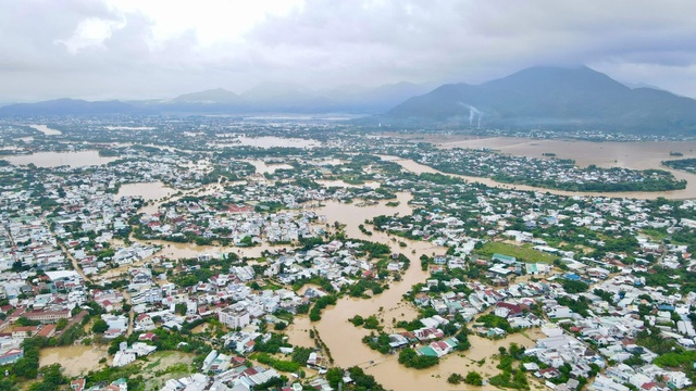 Khánh Hòa giao công an kiểm tra việc vận hành xả lũ các hồ chứa - Ảnh 1.