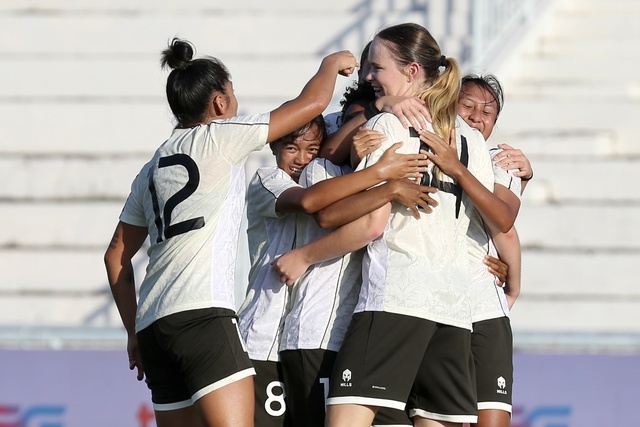 Indonesia thắng ngược nghẹt thở Singapore: Lộ diện đối thủ của đội tuyển nữ Việt Nam ở bán kết?- Ảnh 4.