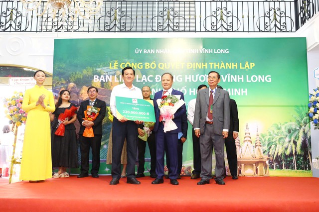 Ban liên lạc đồng hương Vĩnh Long vận động 6,55 tỉ đồng giúp người nghèo- Ảnh 3. Ban liên lạc đồng hương Vĩnh Long vận động 6,55 tỉ đồng giúp người nghèo- Ảnh 3.