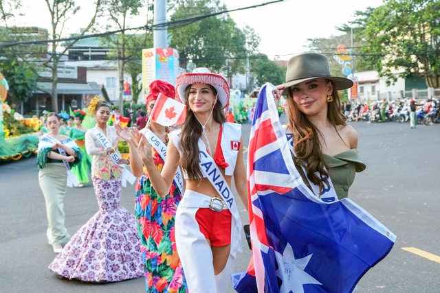 Vụ hoa hậu Mexico bị trộm túi xách: Thưởng nóng Công an P.Xuân Hương – Đà Lạt- Ảnh 3. Vụ hoa hậu Mexico bị trộm túi xách: Thưởng nóng Công an P.Xuân Hương – Đà Lạt- Ảnh 3.