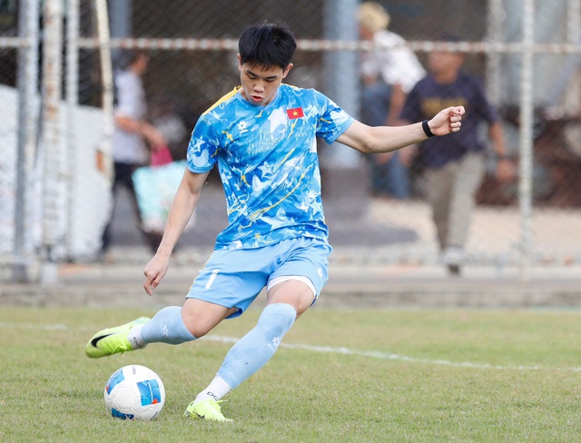 U.23 Việt Nam tập rất sung, &ocirc;ng Kim sẵn s&agrave;ng cho cuộc chạm tr&aacute;n U.23 Malaysia- Ảnh 12.