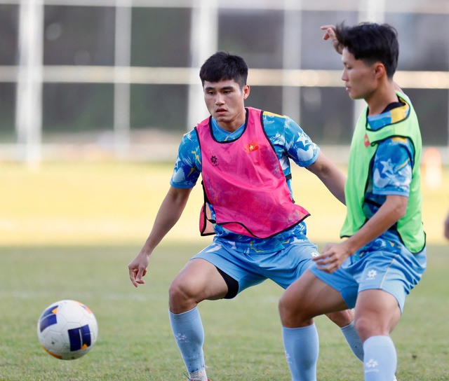 U.23 Việt Nam tập rất sung, &ocirc;ng Kim sẵn s&agrave;ng cho cuộc chạm tr&aacute;n U.23 Malaysia- Ảnh 13.