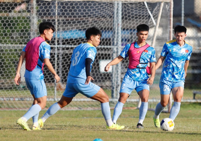 U.23 Việt Nam tập rất sung, &ocirc;ng Kim sẵn s&agrave;ng cho cuộc chạm tr&aacute;n U.23 Malaysia- Ảnh 17.