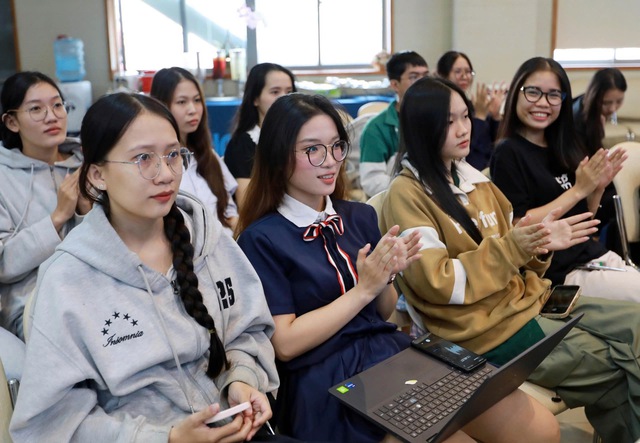 Đào tạo truyền thông thời đại AI - Ảnh 1.