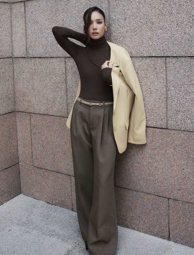 5 mẫu áo mùa đông đa năng, cứ diện là vóc dáng thon thả, cao ráo hơn 5 mẫu áo mùa đông đa năng, cứ diện là vóc dáng thon thả, cao ráo hơn - Ảnh 4.