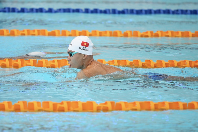 Bể bơi SEA Games chật chội trong ngày đầu kình ngư Việt Nam tập luyện, vì sao?- Ảnh 5.