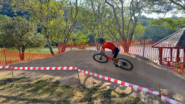 Thái Lan làm đường đua địa hình trong sở thú, cua rơ Việt Nam gặp khó- Ảnh 6. Thái Lan làm đường đua địa hình trong sở thú, cua rơ Việt Nam gặp khó- Ảnh 6.