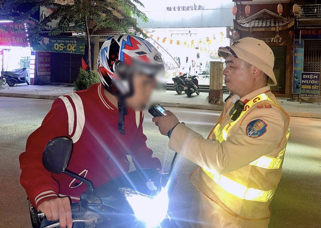 Hơn 126.000 người vi phạm nồng độ cồn trong 2 tháng- Ảnh 1.