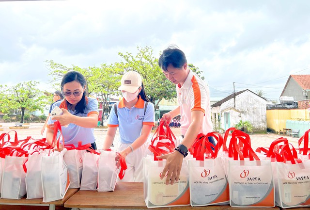 Japfa đồng lòng vì cộng đồng khắc phục hậu quả sau lũ - Ảnh 2.