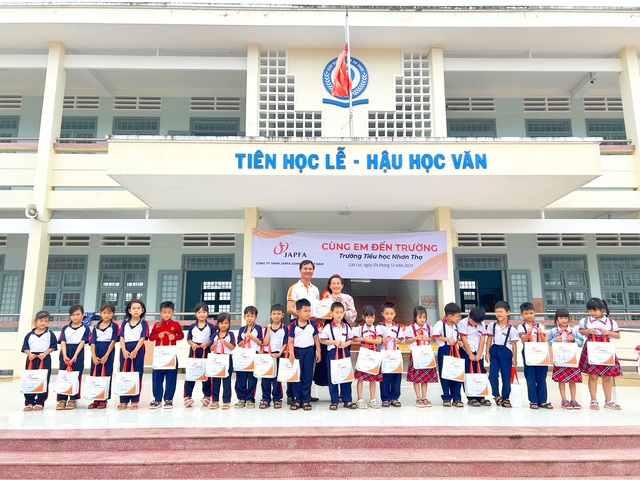 Japfa đồng lòng vì cộng đồng khắc phục hậu quả sau lũ - Ảnh 1.