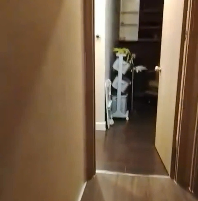 Người ngoại quốc có nhiều hình xăm tử vong trong nhà vệ sinh chung cư ở TP.HCM - Ảnh 1.