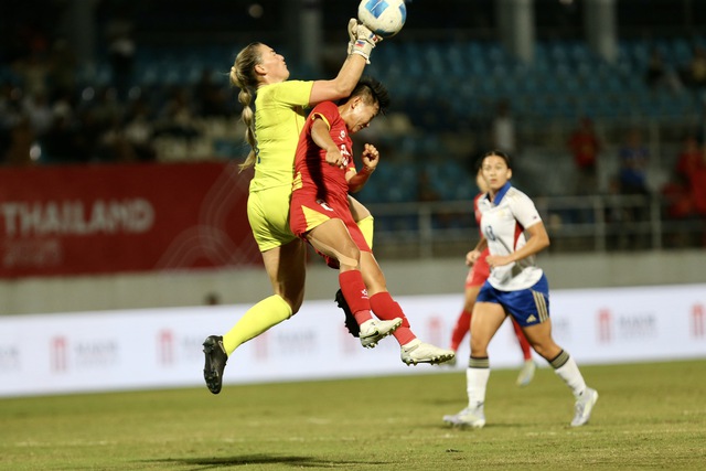 SEA Games 33 Football, Philippines 0-0 Vietnam: Huynh Nhu ចូលទីលាន - រូបថត ១.